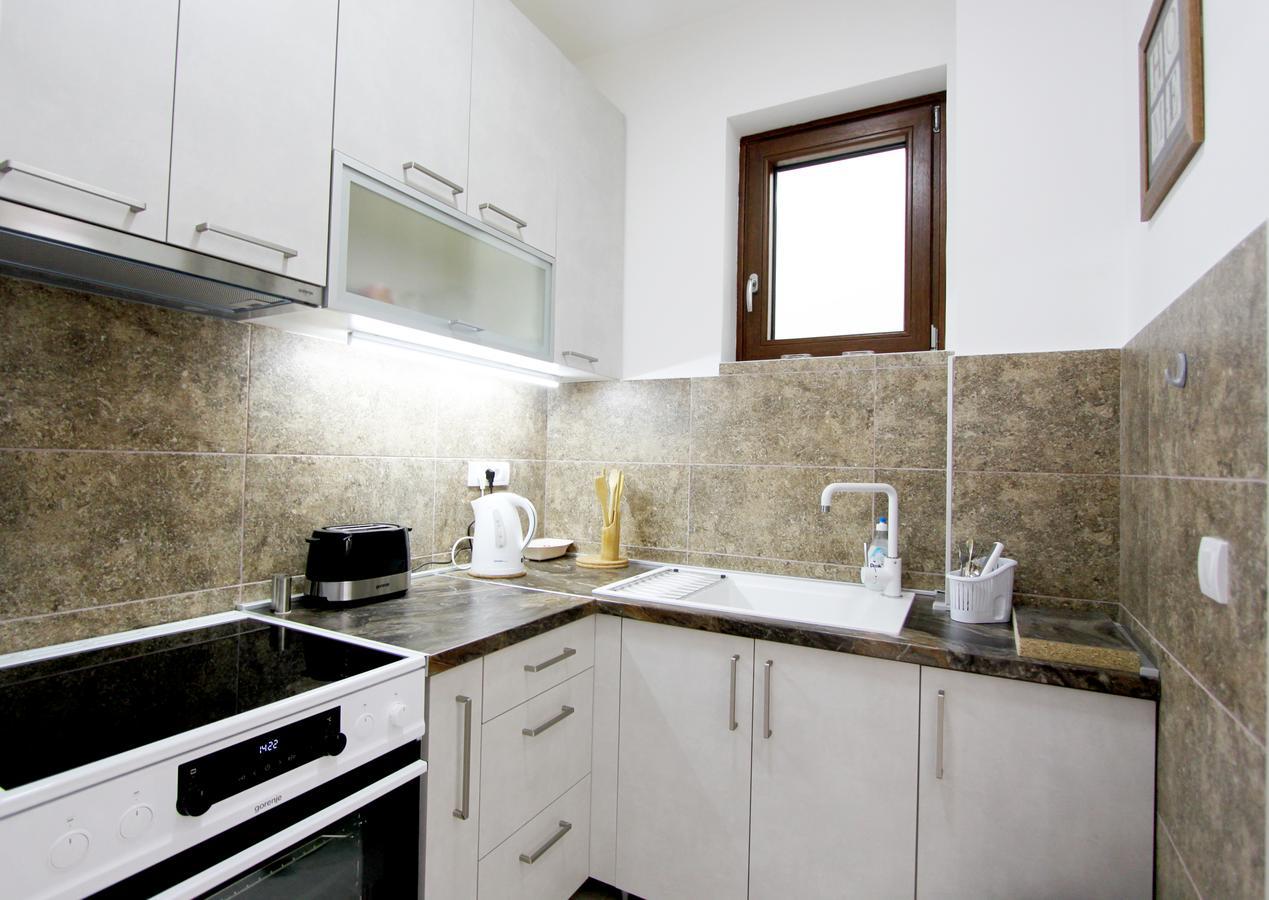 Apartment Iris Belgrado Buitenkant foto